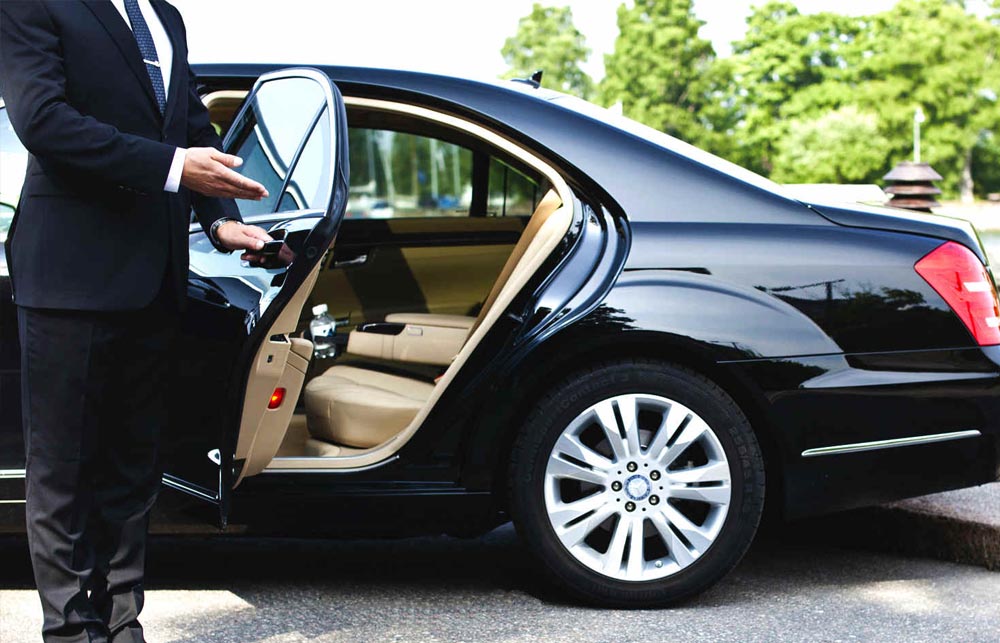 CORPORATE SERVICE